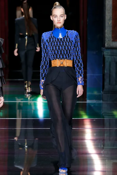 Look 46